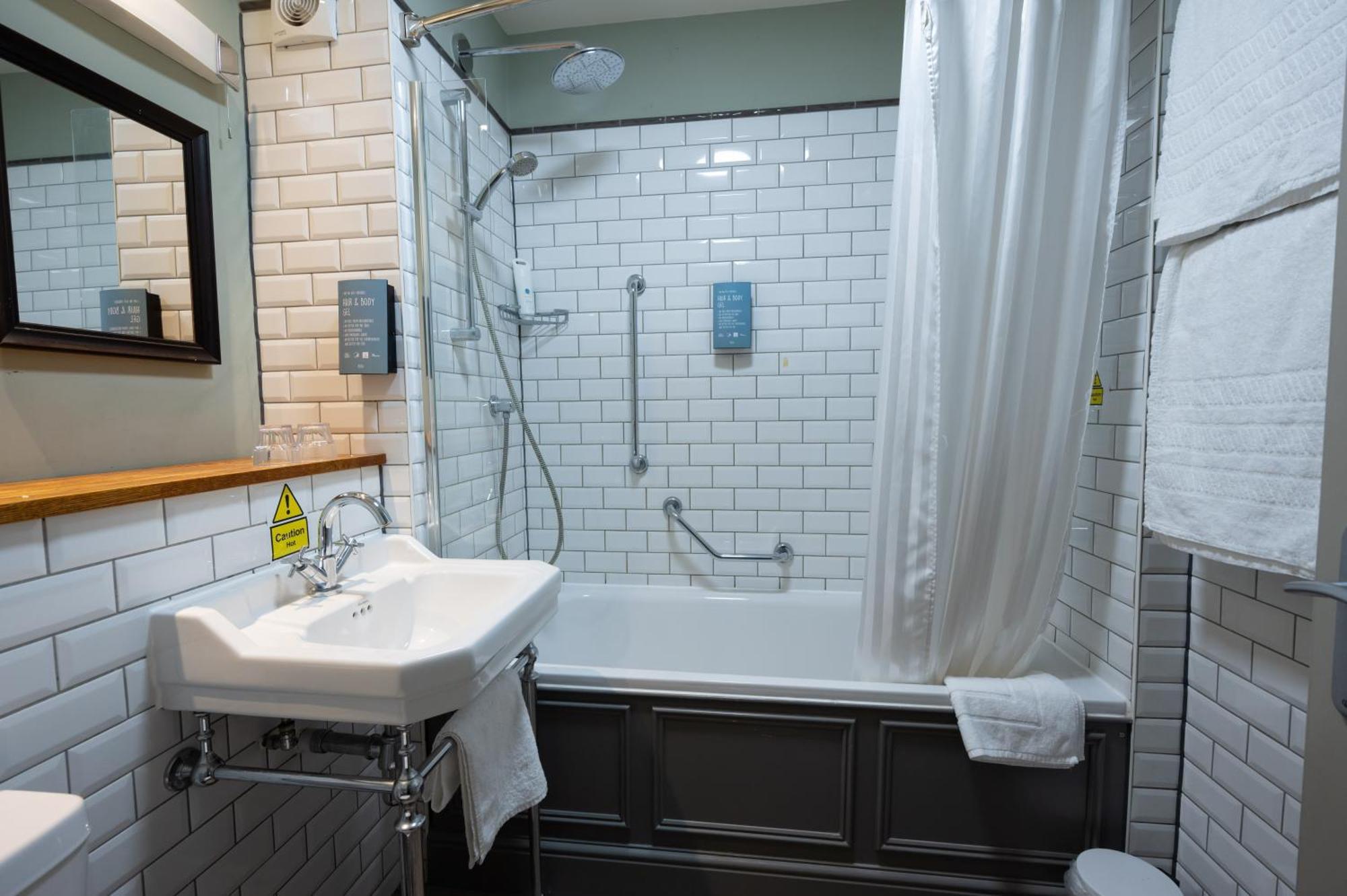 St Leonards Hotel By Greene King Inns Saint Leonards エクステリア 写真